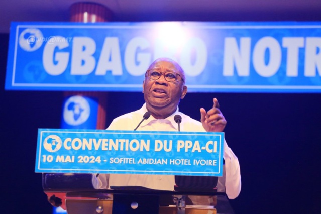 Côte d'Ivoire/investi officiellement candidat du PPA-CI : Gbagbo s'engage à faire un seul mandat une fois élu en 2025 Côte d'Ivoire/investi officiellement candidat du PPA-CI : Gbagbo s'engage à faire un seul mandat une fois élu en 2025