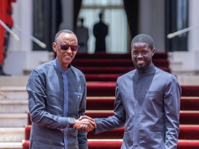 AUDIENCE : LA COOPÉRATION BILATÉRALE AU MENU DE L’ENTRETIEN ENTRE FAYE ET KAGAMÉ AUDIENCE : LA COOPÉRATION BILATÉRALE AU MENU DE L’ENTRETIEN ENTRE FAYE ET KAGAMÉ