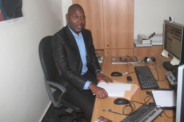 Voici  Adama Fall, responsable politique de l'APR à la Médina! Voici  Adama Fall, responsable politique de l'APR à la Médina!