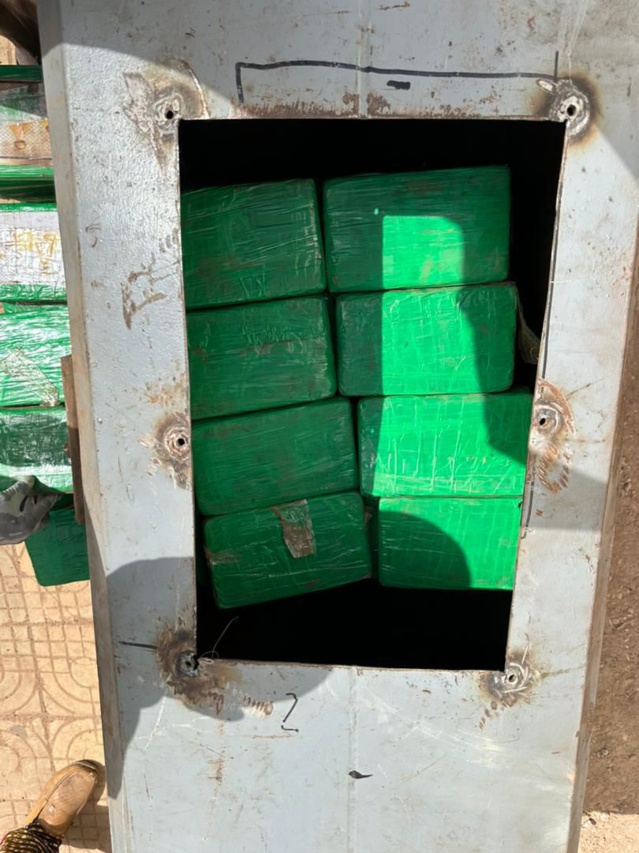 Nouvelle saisie de cocaïne à Koumpentoum: 228 plaquettes de cocaïne découvertes dans un camion d'une contrevaleur de plus de 21 milliards Fcfa Nouvelle saisie de cocaïne à Koumpentoum: 228 plaquettes de cocaïne découvertes dans un camion d'une contrevaleur de plus de 21 milliards Fcfa