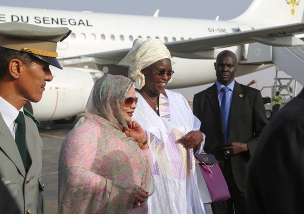 Marième Faye Sall avec l'autre Première Dame Mauritanienne