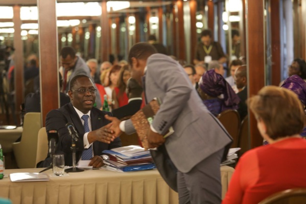 Macky, "l'avocat du Sénégal" plaide 4 raisons d’investir au "pays de la téranga" à Milan Macky, "l'avocat du Sénégal" plaide 4 raisons d’investir au "pays de la téranga" à Milan