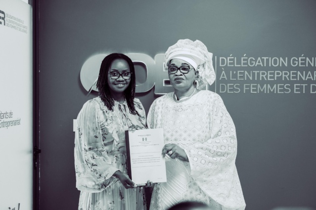 Passation de Service : Dr. Aissatou Mbodj installée dans ses fonctions de Délégué Général de la DER/FJ, ce 4 juin 2024 Passation de Service : Dr. Aissatou Mbodj installée dans ses fonctions de Délégué Général de la DER/FJ, ce 4 juin 2024