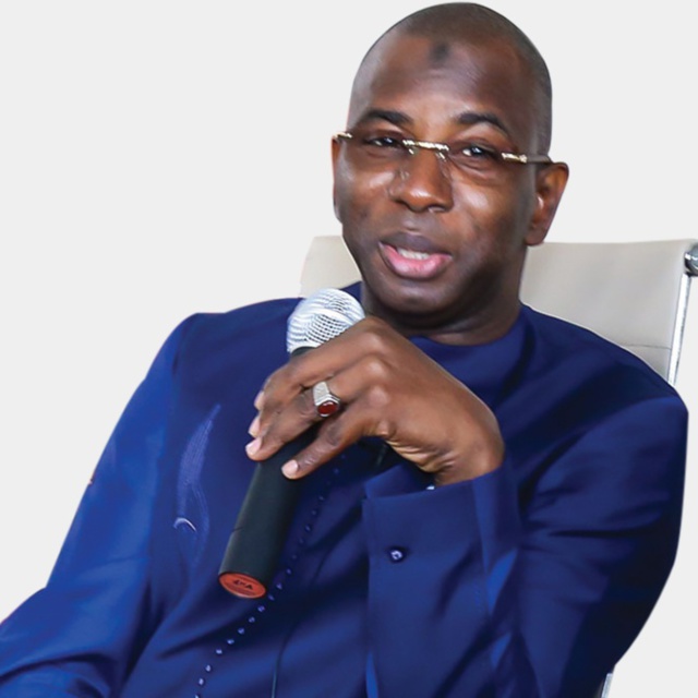 Le ministre Moustapha Guirassy interdit le «sabar» et le «simb» dans les écoles Le ministre Moustapha Guirassy interdit le «sabar» et le «simb» dans les écoles