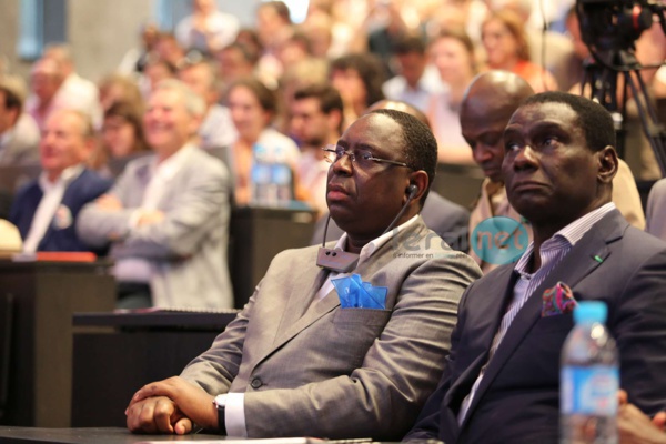 Macky Sall à l'Ucad, ce vendredi: Le pouvoir casque 1,5 million pour "acheter" le calme des étudiants Macky Sall à l'Ucad, ce vendredi: Le pouvoir casque 1,5 million pour "acheter" le calme des étudiants