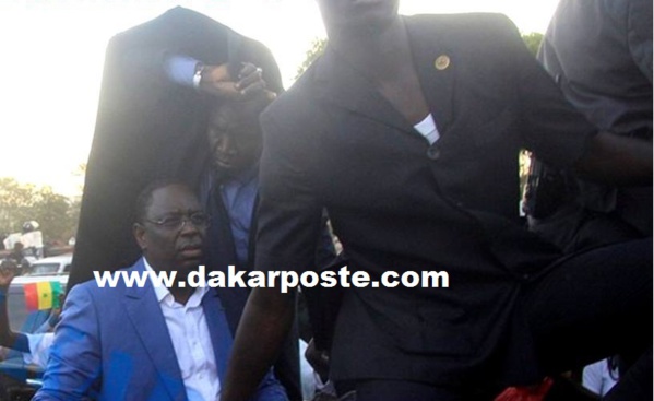 Pourquoi Macky Sall a tenu, coute que coute, à se rendre à l'UCAD Pourquoi Macky Sall a tenu, coute que coute, à se rendre à l'UCAD