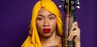 Mah Keita (Bassiste) : «J'étais certaine que je n'aurais pas de vie amoureuse» Mah Keita (Bassiste) : «J'étais certaine que je n'aurais pas de vie amoureuse»