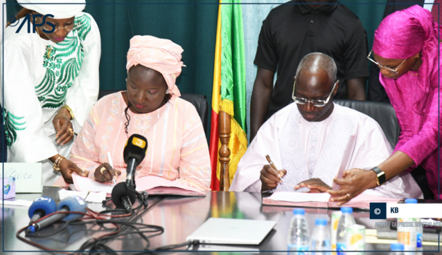 Deux ministères signent une convention pour l’insertion socioéconomique des jeunes Deux ministères signent une convention pour l’insertion socioéconomique des jeunes