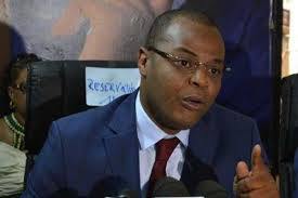 Le ministre Mambaye Niang fédère pouvoir/opposition à Thiès, sa "soeur" Thérèse Faye brille par son absence Le ministre Mambaye Niang fédère pouvoir/opposition à Thiès, sa "soeur" Thérèse Faye brille par son absence