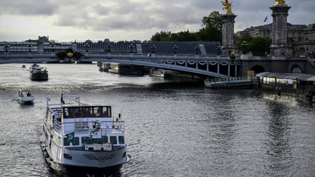 PARIS: LA SEINE ENCORE TROP POLLUÉE À UN MOIS DE L'OUVERTURE DES JEUX OLYMPIQUES PARIS: LA SEINE ENCORE TROP POLLUÉE À UN MOIS DE L'OUVERTURE DES JEUX OLYMPIQUES