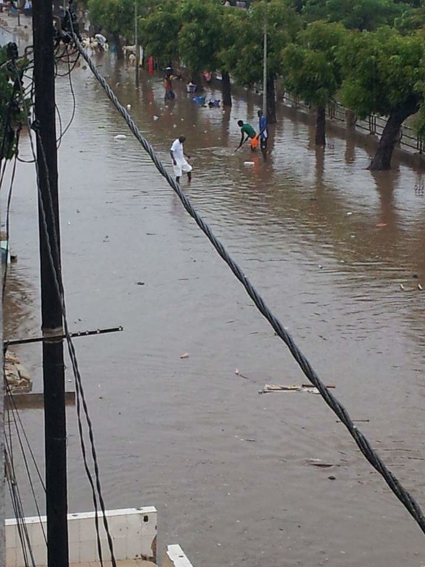 Pourquoi les autorités doivent des explications aux Sénégalais sur les inondations Pourquoi les autorités doivent des explications aux Sénégalais sur les inondations