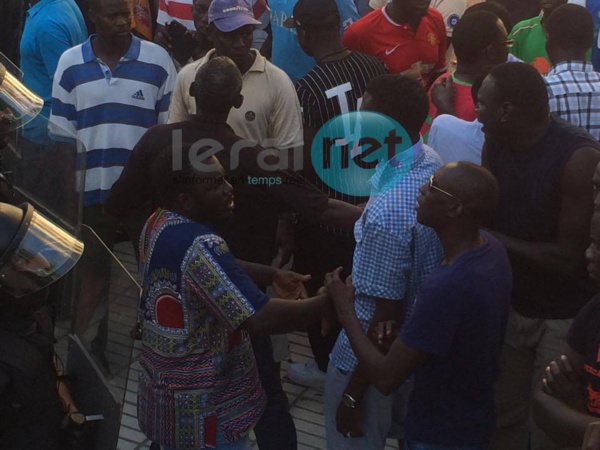 20 photos + 2 vidéos exclusif leral.net - "Assassinat" de leur compatriote à Saragosse: Les Sénégalais d'Espagne se rebellent 20 photos + 2 vidéos exclusif leral.net - "Assassinat" de leur compatriote à Saragosse: Les Sénégalais d'Espagne se rebellent