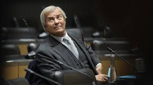 Comment Bolloré et son empire médiatique ont porté l'extrême droite aux portes du pouvoir Comment Bolloré et son empire médiatique ont porté l'extrême droite aux portes du pouvoir