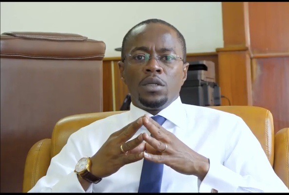 CENT JOURS…CENT FAILLES…PAR ABDOU MBOW CENT JOURS…CENT FAILLES…PAR ABDOU MBOW