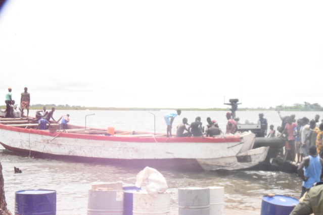 Mauritanie: 89 migrants meurent en mer (agence officielle) Mauritanie: 89 migrants meurent en mer (agence officielle)