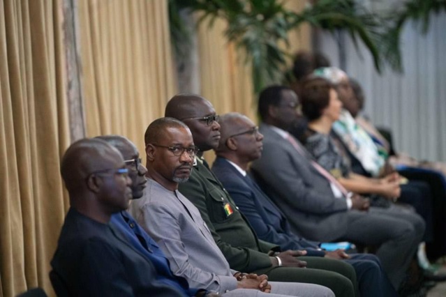 BASSIROU DIOMAYE FAYE SUR SA PRÉSENCE AU CONSEIL SUPÉRIEUR DE LA MAGISTRATURE : « SI LES ARGUMENTS PRÉVALENT SUR LES INTÉRETS PERSONNELS, JE NE M’ACCROCHERAI PAS À CE POSTE » BASSIROU DIOMAYE FAYE SUR SA PRÉSENCE AU CONSEIL SUPÉRIEUR DE LA MAGISTRATURE : « SI LES ARGUMENTS PRÉVALENT SUR LES INTÉRETS PERSONNELS, JE NE M’ACCROCHERAI PAS À CE POSTE »