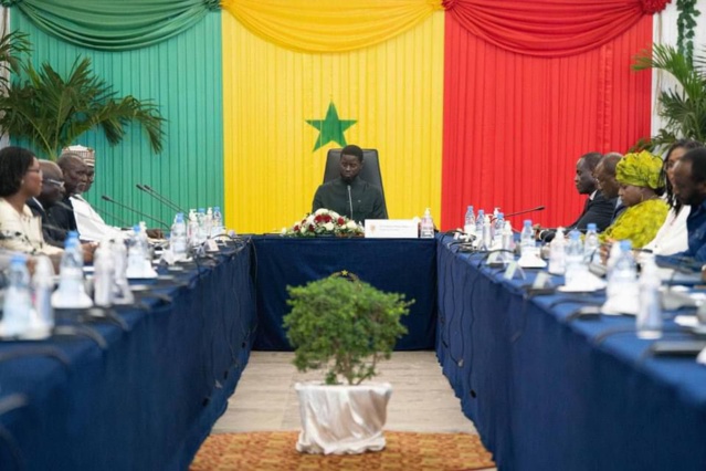 BASSIROU DIOMAYE FAYE SUR SA PRÉSENCE AU CONSEIL SUPÉRIEUR DE LA MAGISTRATURE : « SI LES ARGUMENTS PRÉVALENT SUR LES INTÉRETS PERSONNELS, JE NE M’ACCROCHERAI PAS À CE POSTE » BASSIROU DIOMAYE FAYE SUR SA PRÉSENCE AU CONSEIL SUPÉRIEUR DE LA MAGISTRATURE : « SI LES ARGUMENTS PRÉVALENT SUR LES INTÉRETS PERSONNELS, JE NE M’ACCROCHERAI PAS À CE POSTE »