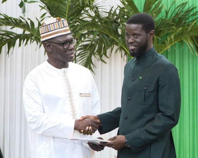 BASSIROU DIOMAYE FAYE SUR SA PRÉSENCE AU CONSEIL SUPÉRIEUR DE LA MAGISTRATURE : « SI LES ARGUMENTS PRÉVALENT SUR LES INTÉRETS PERSONNELS, JE NE M’ACCROCHERAI PAS À CE POSTE » BASSIROU DIOMAYE FAYE SUR SA PRÉSENCE AU CONSEIL SUPÉRIEUR DE LA MAGISTRATURE : « SI LES ARGUMENTS PRÉVALENT SUR LES INTÉRETS PERSONNELS, JE NE M’ACCROCHERAI PAS À CE POSTE »