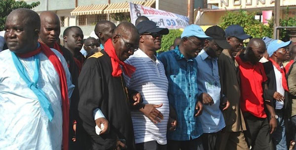 POUR LA LIBERATION DE KARIM WADE LE FPDR APPELLE À MAINTENIR LA PRESSION POUR LA LIBERATION DE KARIM WADE LE FPDR APPELLE À MAINTENIR LA PRESSION