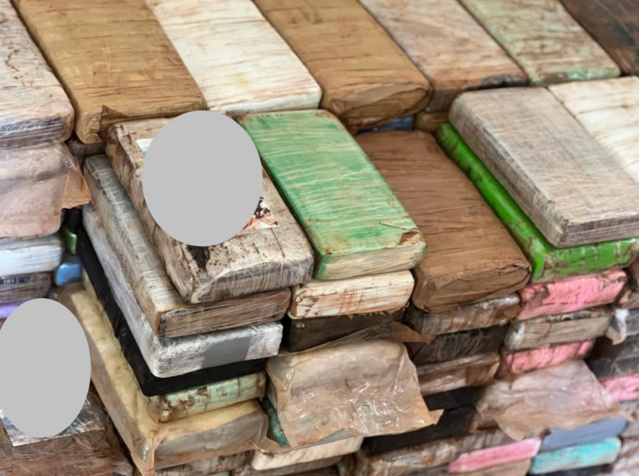 URGENT- Nouvelle saisie de cocaïne à Koumpentoum d'une contrevaleur estimée à... 29 milliards 203 millions de francs CFA. URGENT- Nouvelle saisie de cocaïne à Koumpentoum d'une contrevaleur estimée à... 29 milliards 203 millions de francs CFA.