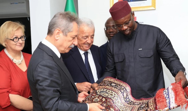 Le président de Çalik Holding reçu par le premier ministre Ousmane Sonko Le président de Çalik Holding reçu par le premier ministre Ousmane Sonko