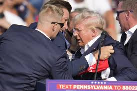 États-Unis: la tentative d'assassinat contre Trump met en avant les défaillances du Secret Service États-Unis: la tentative d'assassinat contre Trump met en avant les défaillances du Secret Service