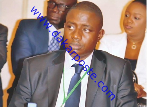 YORO DIA, ANALYSTE POLITIQUE : «Macky Sall veut casser la dynamique unitaire de l’opposition» YORO DIA, ANALYSTE POLITIQUE : «Macky Sall veut casser la dynamique unitaire de l’opposition»