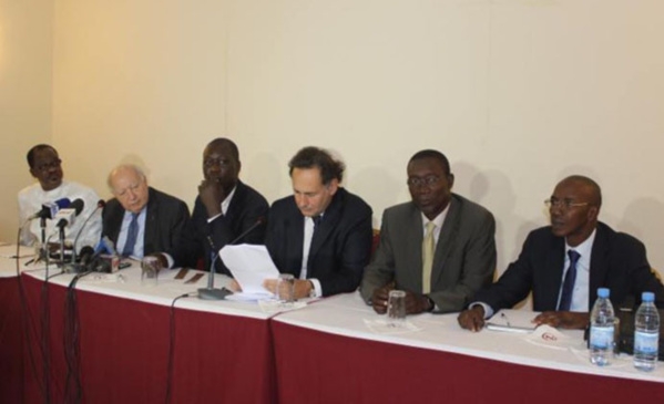 Déboutés par la Cour suprême, les avocats de Karim Wade se tournent vers les Nations Unies Déboutés par la Cour suprême, les avocats de Karim Wade se tournent vers les Nations Unies