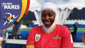 Jeux de Paris : l'archère Fatoumata Sylla "représente la Guinée, mais aussi toute l'Afrique" Jeux de Paris : l'archère Fatoumata Sylla "représente la Guinée, mais aussi toute l'Afrique"