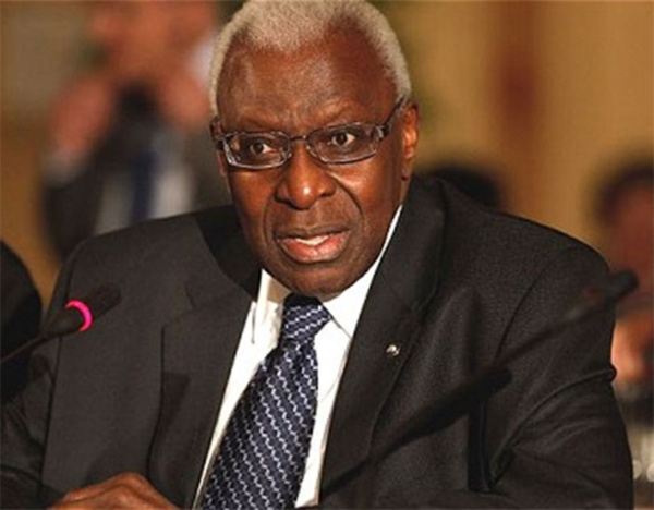SOURIS ‘’FIER’’ DU PARCOURS DE LAMINE DIACK À L’IAAF SOURIS ‘’FIER’’ DU PARCOURS DE LAMINE DIACK À L’IAAF