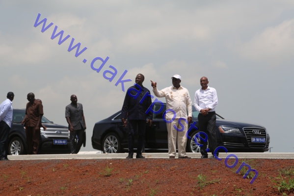 Macky Sall visite les chantiers de Diamniadio