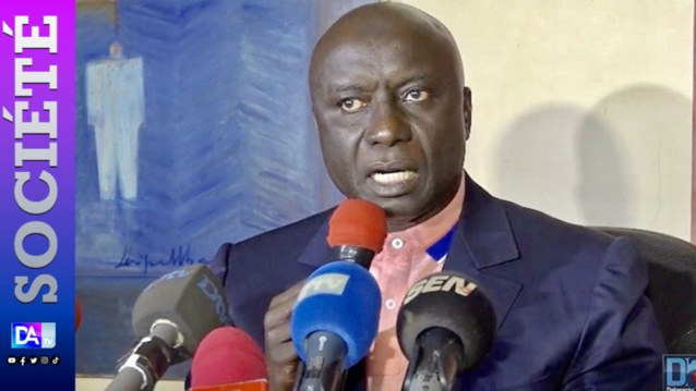 Interdiction du port du voile dans certaines écoles/ Idrissa Seck s'invite au débat: " le peuple sénégalais, est un peuple pluriel et uni" Interdiction du port du voile dans certaines écoles/ Idrissa Seck s'invite au débat: " le peuple sénégalais, est un peuple pluriel et uni"