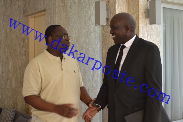 Le Président Macky Sall a rencontré  des Dg et cadres pour...