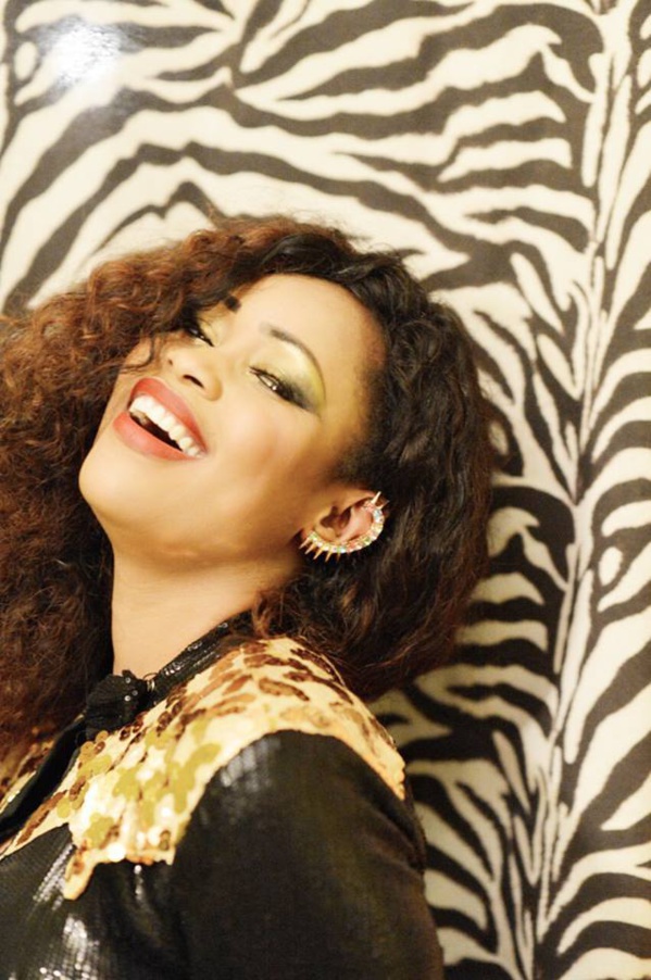 GuiGui toute sexy dans son nouveau look très fashion GuiGui toute sexy dans son nouveau look très fashion