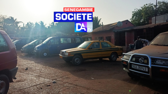 Mouvement d'humeur à la frontière Sénégalo-gambienne : Les transporteurs bloqués de part et d'autre Mouvement d'humeur à la frontière Sénégalo-gambienne : Les transporteurs bloqués de part et d'autre