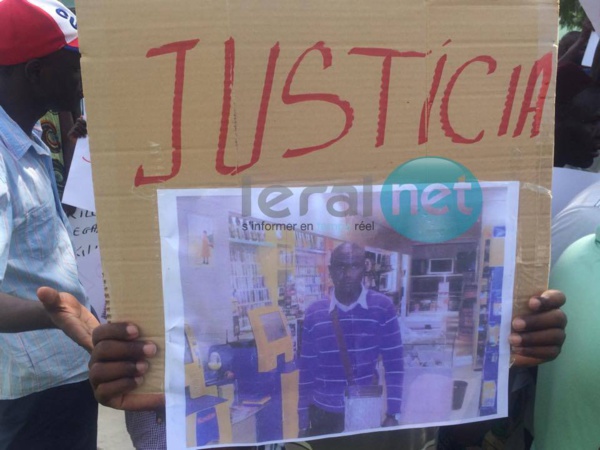 Affaire Mor Sylla en Espagne: La police débarque chez quatre Sénégalais et procède à leur arrestation Affaire Mor Sylla en Espagne: La police débarque chez quatre Sénégalais et procède à leur arrestation