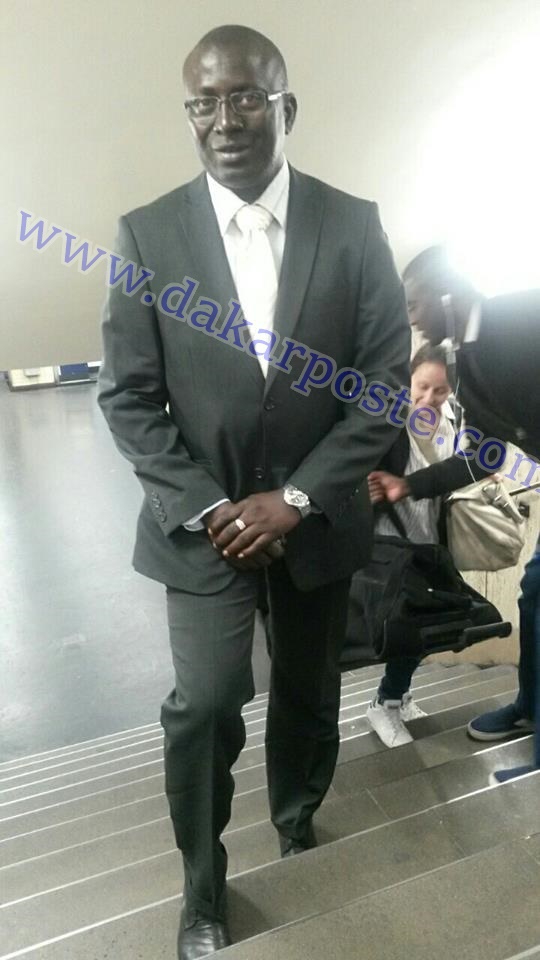 Ibou Mané responsable politique à Rewmi: " Les Sénégalais ont fini par se rendre compte qu'Idrissa Seck est le seul alternatif (...) Le pouvoir, carent de Macky Sall, a fait une belle promotion à Karim Wade (...) Ibou Mané responsable politique à Rewmi: " Les Sénégalais ont fini par se rendre compte qu'Idrissa Seck est le seul alternatif (...) Le pouvoir, carent de Macky Sall, a fait une belle promotion à Karim Wade (...)
