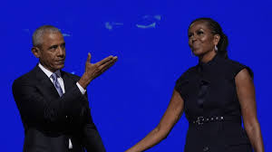 Barack et Michelle Obama appuient leur soutien à Kamala Harris lors de la Convention démocrate Barack et Michelle Obama appuient leur soutien à Kamala Harris lors de la Convention démocrate