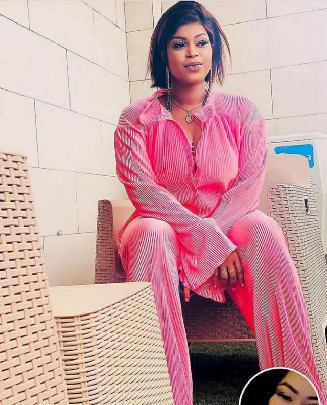 Auditionnée dans le cadre de l'affaire Aziz Dabala, la danseuse Nabou Lèye finalement placée en garde à vue à la DIC Auditionnée dans le cadre de l'affaire Aziz Dabala, la danseuse Nabou Lèye finalement placée en garde à vue à la DIC