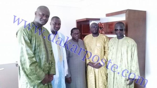 EXCLUSIF DAKARPOSTE ! Serigne Assane Mbacké rencontre l'ancien Président du Sénat Pape Diop pour... EXCLUSIF DAKARPOSTE ! Serigne Assane Mbacké rencontre l'ancien Président du Sénat Pape Diop pour...