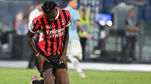 Italie: l'AC Milan fait du surplace, Naples respire grâce à Lukaku Italie: l'AC Milan fait du surplace, Naples respire grâce à Lukaku