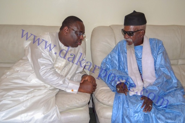 Macky Sall rend visite au Khalife Général des Mourides Macky Sall rend visite au Khalife Général des Mourides