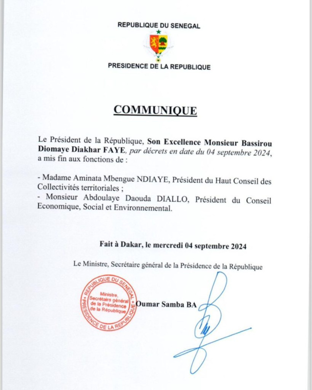 LE PRÉSIDENT DE LA RÉPUBLIQUE MET FIN AUX MANDATS DES PRÉSIDENTS DU HAUT CONSEIL DES COLLECTIVITÉS TERRITORIALES ET DU CONSEIL ÉCONOMIQUE, SOCIAL ET ENVIRONNEMENTAL LE PRÉSIDENT DE LA RÉPUBLIQUE MET FIN AUX MANDATS DES PRÉSIDENTS DU HAUT CONSEIL DES COLLECTIVITÉS TERRITORIALES ET DU CONSEIL ÉCONOMIQUE, SOCIAL ET ENVIRONNEMENTAL
