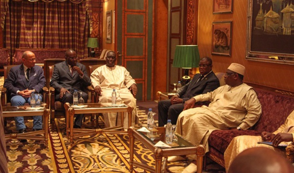 Les images de la rencontre entre SEM Macky sall et l'Association des Maires Francophones Les images de la rencontre entre SEM Macky sall et l'Association des Maires Francophones