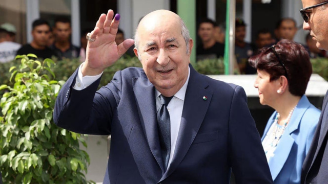 Election présidentielle en Algérie : le chef de l'Etat sortant, Abdelmadjid Tebboune, est réélu avec 94,65% des voix, annonce l'autorité électorale du pays Election présidentielle en Algérie : le chef de l'Etat sortant, Abdelmadjid Tebboune, est réélu avec 94,65% des voix, annonce l'autorité électorale du pays
