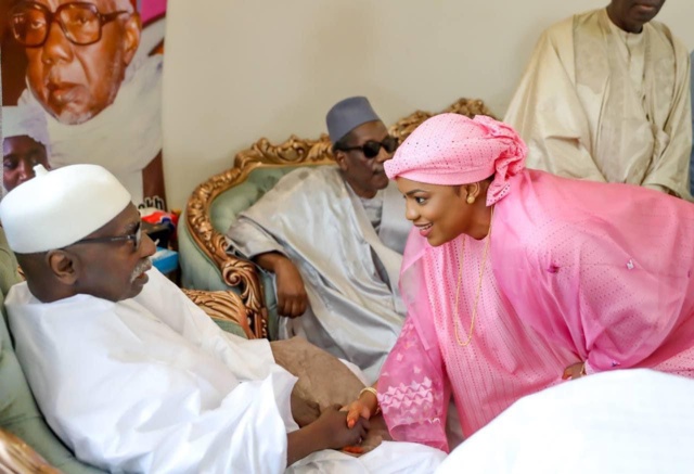 Ce que le président de la République a dit au Khalif général des Tidianes Ce que le président de la République a dit au Khalif général des Tidianes