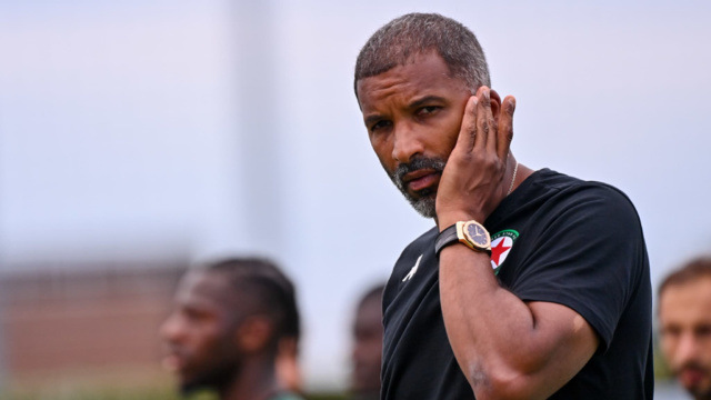 L'ancien international Habib Bèye endeuillé L'ancien international Habib Bèye endeuillé