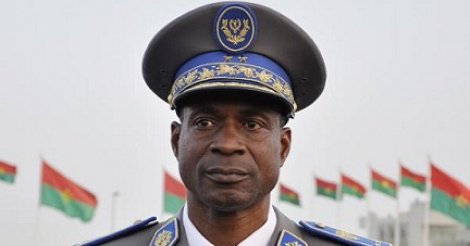 Burkina: Un couvre-feu instauré, les frontières fermées