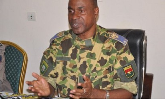 Burkina: Le Général Gilbert Diendéré accepte de rendre le pouvoir au président déchu, Michel Kafando