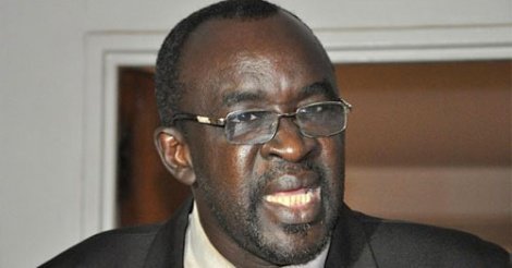 Déballages: Devant la presse, Cissé Lô déverse sa bile sur Cheikh Kanté Déballages: Devant la presse, Cissé Lô déverse sa bile sur Cheikh Kanté